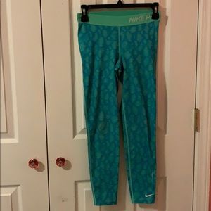 Nike Pro Athletic Leggings
